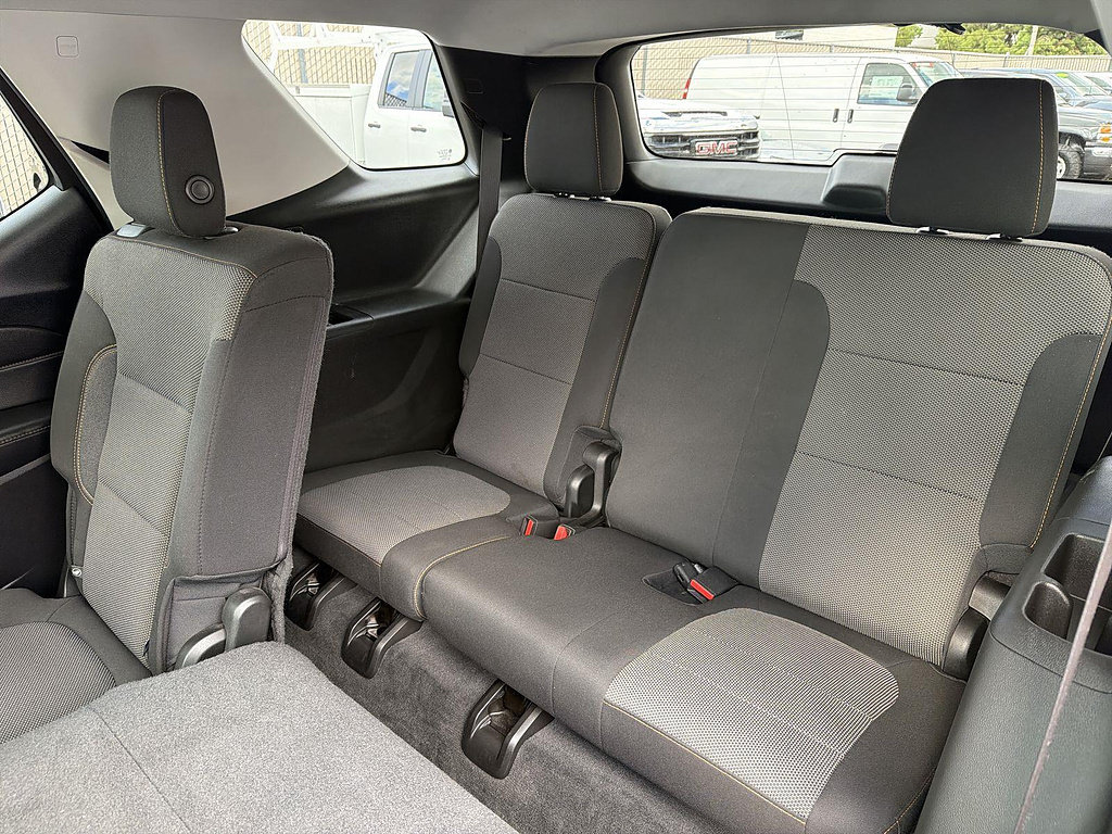 Used 2018 Chevrolet Traverse LS FWD image 41