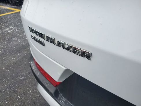 Certified 2021 Chevrolet TrailBlazer LT w/ Premium Seating Package image 10