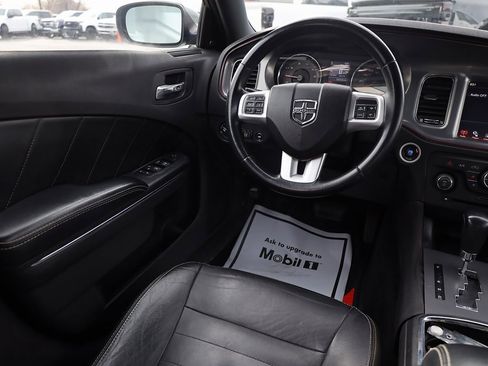 Used 2011 Dodge Charger R/T image 19