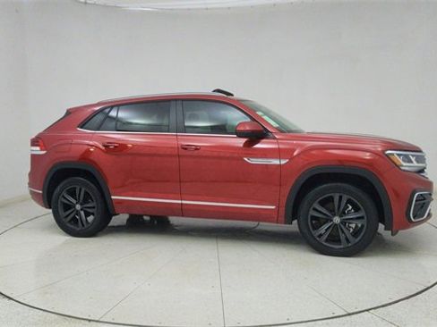 Used 2021 Volkswagen Atlas Cross Sport SE w/ Panoramic Sunroof Package image 62