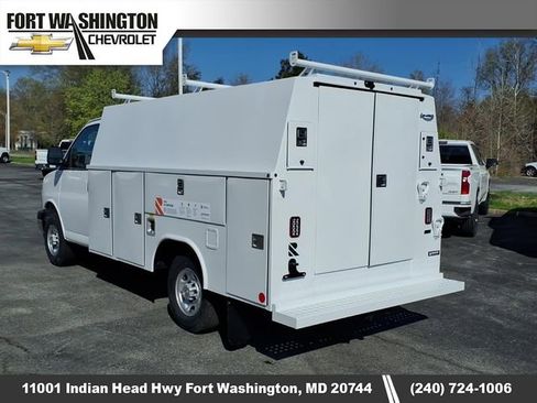 New 2026 Chevrolet Express 3500 w/ Power Convenience Package RWD image 5