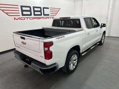 Used 2021 Chevrolet Silverado 1500 LTZ w/ LTZ Convenience Package II AWD/4WD image 8