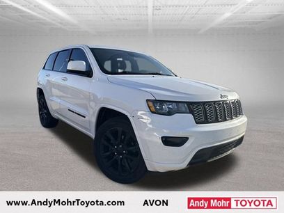 Used 2017 Jeep Grand Cherokee Altitude