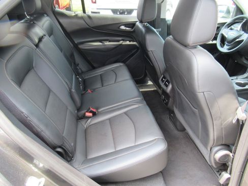 Certified 2018 Chevrolet Equinox Premier FWD image 29