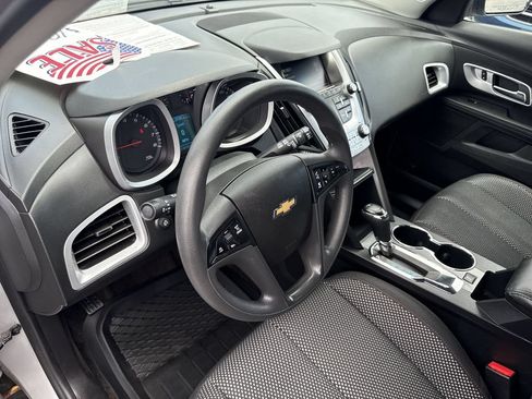 Certified 2016 Chevrolet Equinox LS FWD image 10