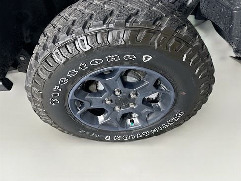 Used 2023 Jeep Wrangler Unlimited w/ Convenience Group AWD/4WD image 11