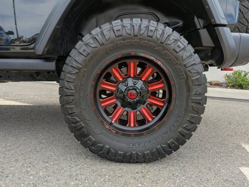 Used 2018 Jeep Wrangler Unlimited Rubicon AWD/4WD image 24