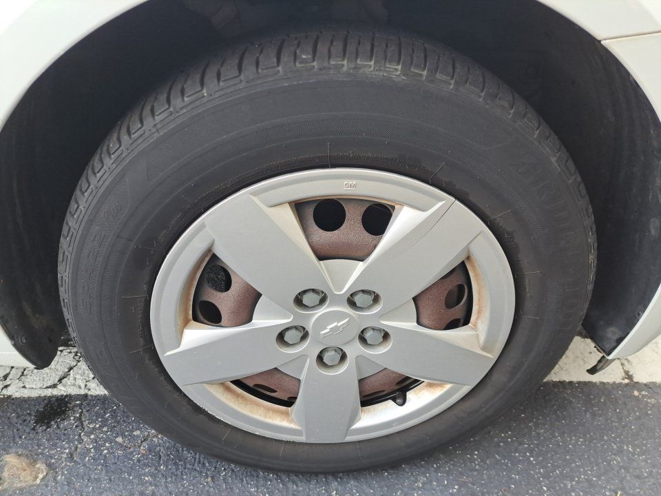 Used 2013 Chevrolet Sonic LS FWD image 15