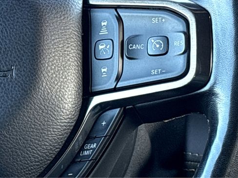 Used 2019 RAM 1500 Limited image 14