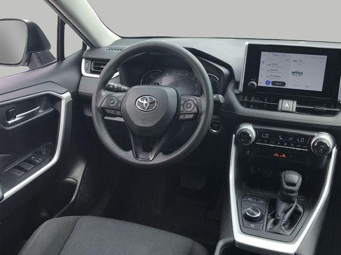 Used 2023 Toyota RAV4 AWD Hybrid image 6