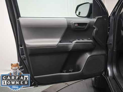 Used 2023 Toyota Tacoma SR image 39