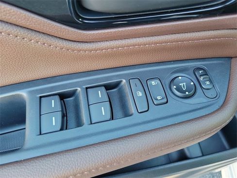 New 2026 Honda Odyssey Touring image 18