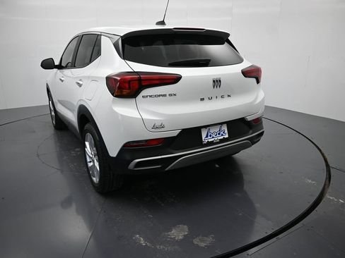 Used 2024 Buick Encore GX Preferred w/ Comfort Package FWD image 22