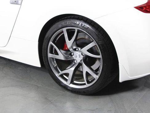 Certified 2016 Nissan 370Z Coupe RWD image 15