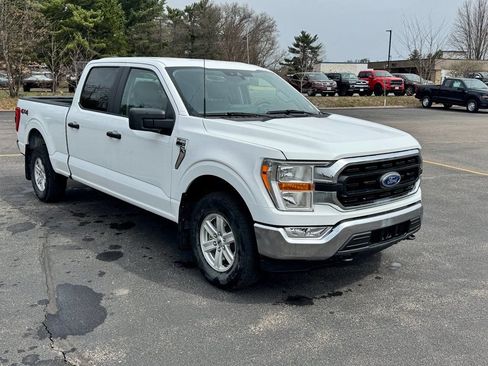 Used 2022 Ford F150 XLT w/ Trailer Tow Package AWD/4WD image 2