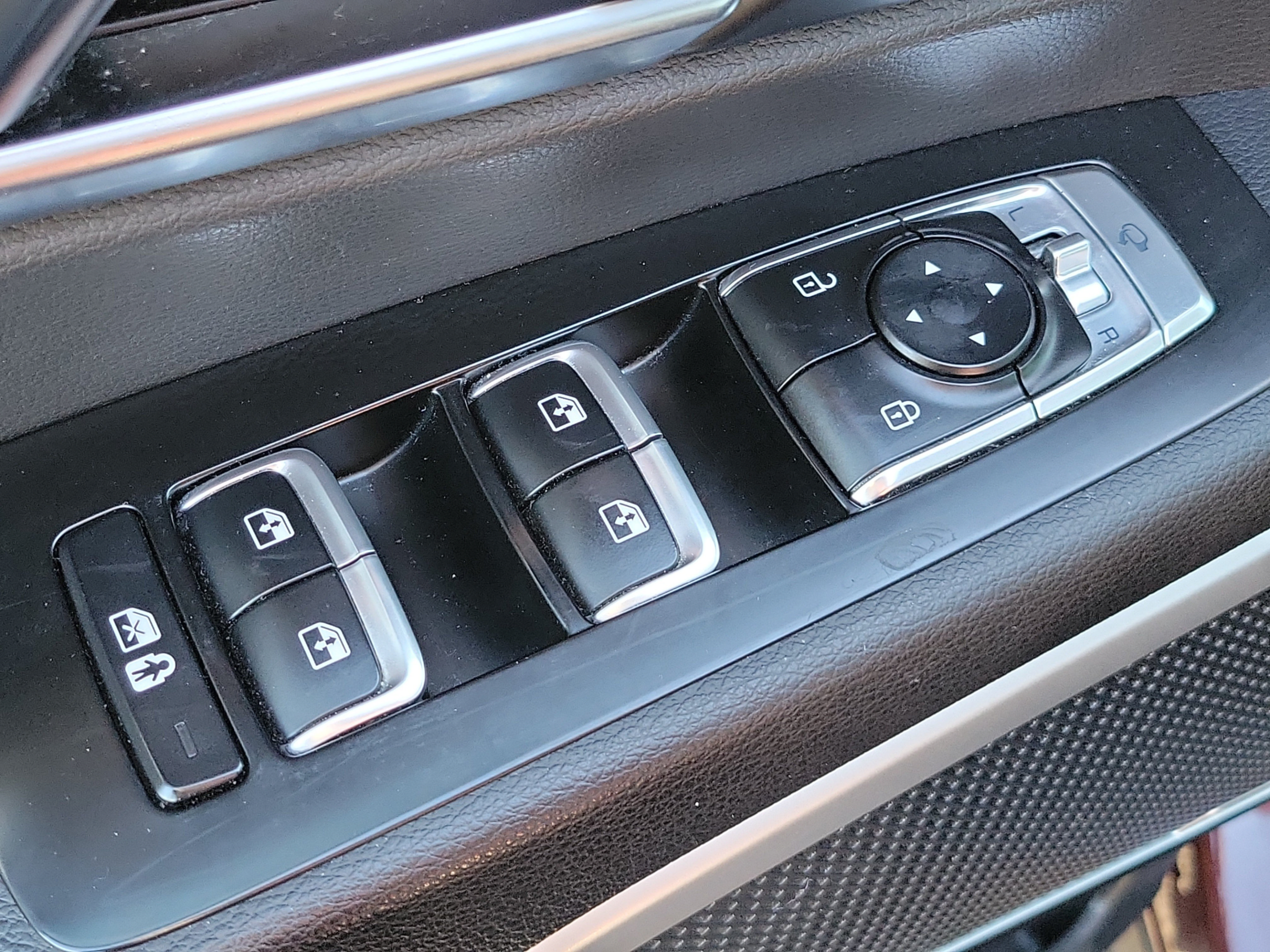 Used 2021 Kia Telluride EX w/ EX Premium Package AWD/4WD image 24