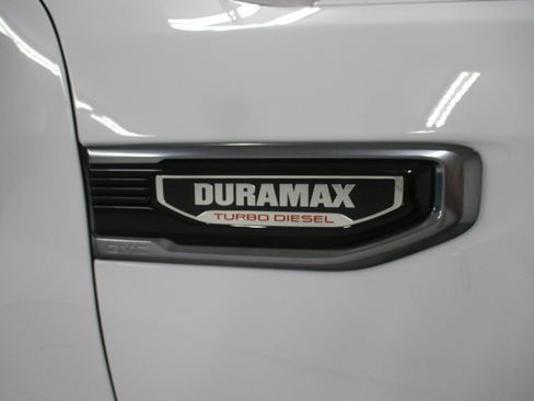 New 2026 GMC Sierra 1500 AT4 w/ AT4 Premium Package AWD/4WD image 4