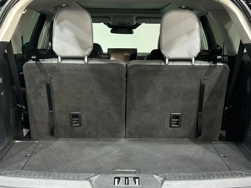 Used 2025 Ford Explorer Active w/ Active Comfort Package AWD/4WD image 37