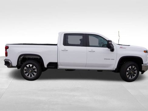 New 2026 Chevrolet Silverado 3500 LT w/ All Star Edition image 2