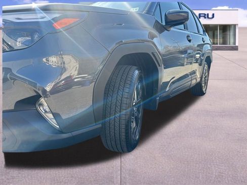 Certified 2025 Subaru Forester Premium image 24