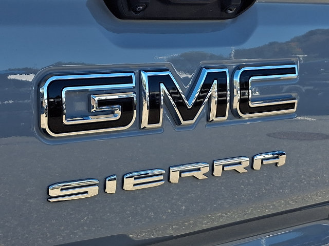Used 2024 GMC Sierra 1500 Elevation w/ LPO, Elevation Black Package AWD/4WD image 33
