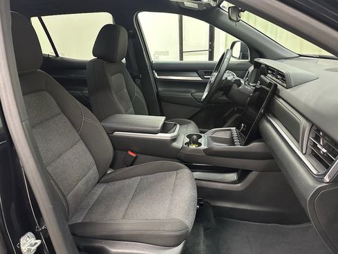 Certified 2025 GMC Terrain Elevation image 24