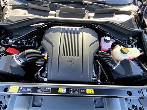 New 2025 Land Rover Range Rover Sport Autobiography AWD/4WD image 12