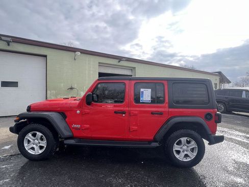 Used 2019 Jeep Wrangler Unlimited Sport S image 6