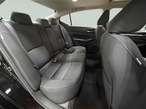 Used 2022 Nissan Altima 2.5 SV w/ SV Premium Package image 14