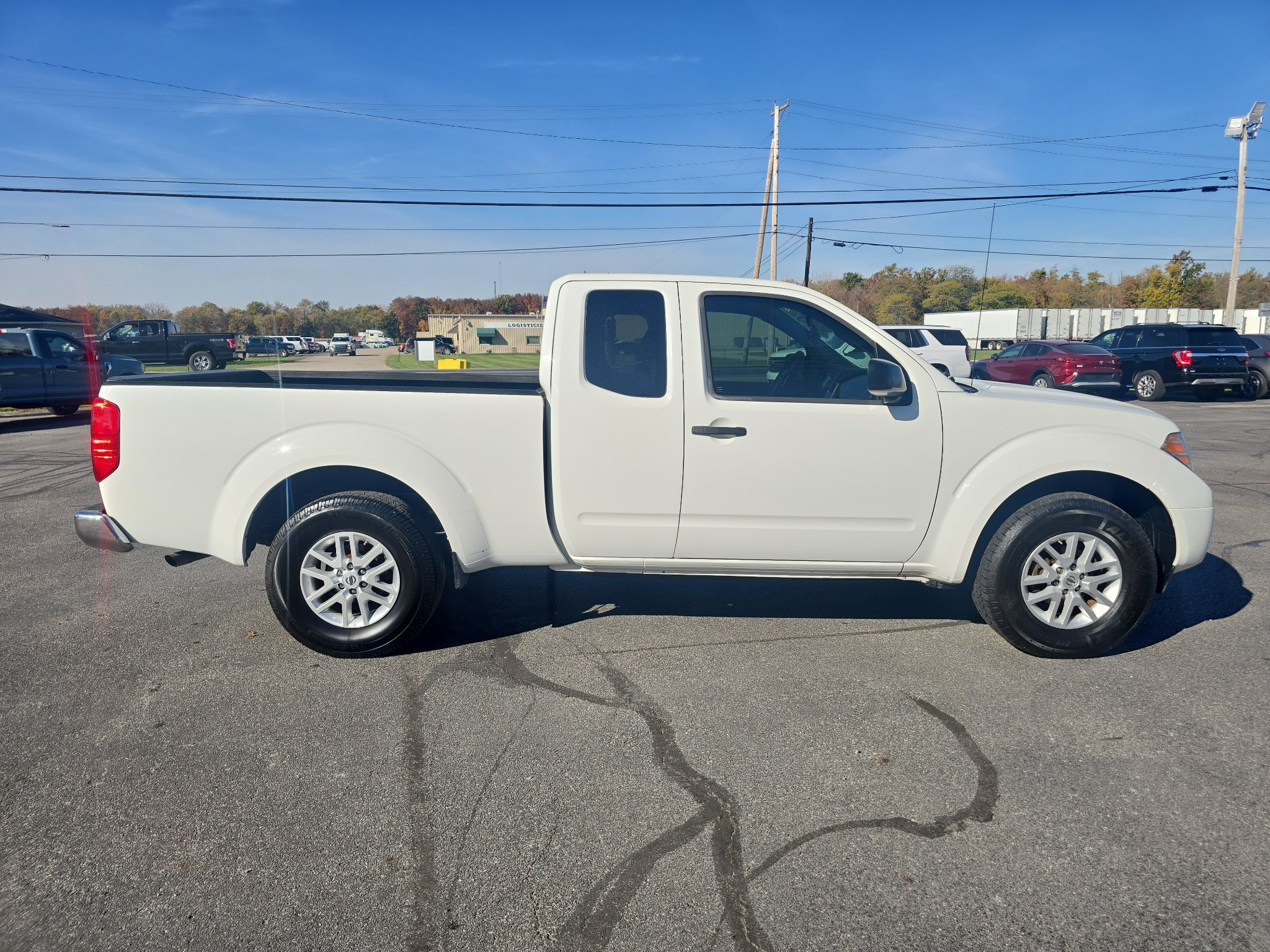 Used 2018 Nissan Frontier SV RWD image 5
