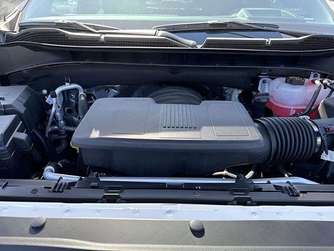 New 2024 Chevrolet Silverado 1500 ZR2 w/ Technology Package image 11