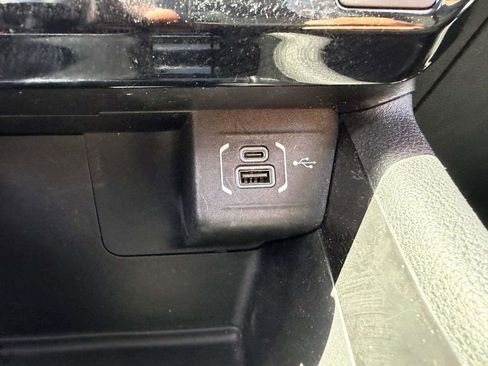 Used 2023 Jeep Compass High Altitude AWD/4WD image 28