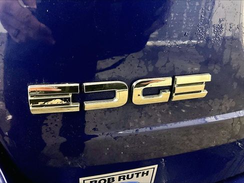 Used 2013 Ford Edge SEL image 13
