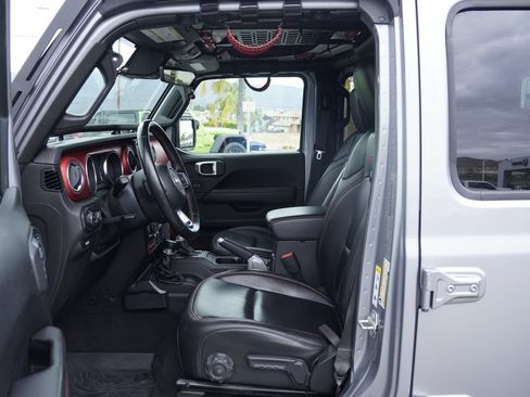 Certified 2020 Jeep Gladiator Rubicon AWD/4WD image 24