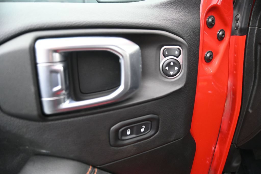 Used 2023 Jeep Gladiator Mojave w/ LED Lighting Group AWD/4WD image 17