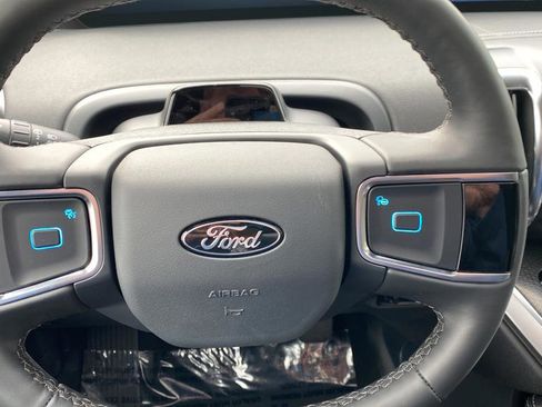 New 2026 Ford Expedition Platinum AWD/4WD image 17