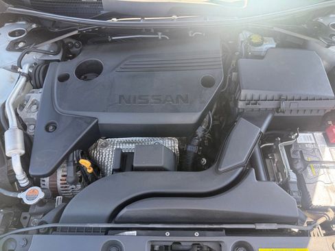 Used 2018 Nissan Altima 2.5 SV w/ 2.5 SV Technology Package FWD image 15