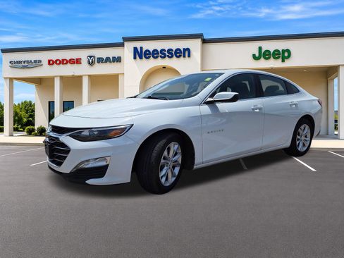 Used 2024 Chevrolet Malibu LT FWD image 3