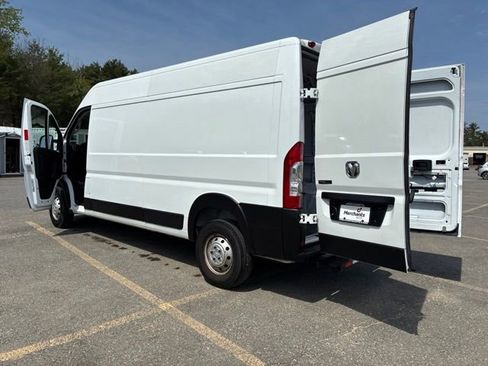 Used 2023 RAM ProMaster 2500 FWD image 14