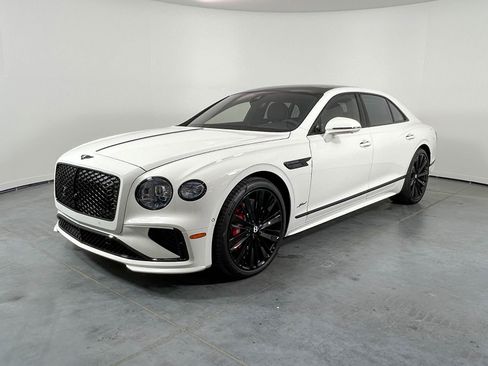 New 2026 Bentley Flying Spur Plug-In Hybrid image 7