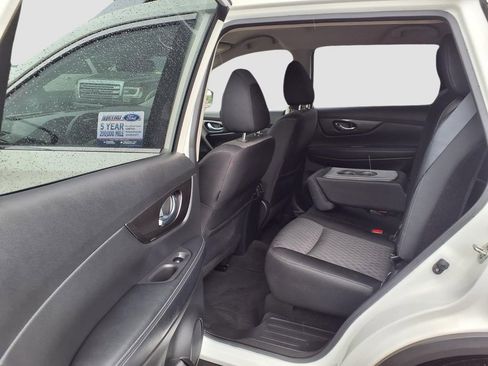 Used 2019 Nissan Rogue SV w/ Premium Package AWD/4WD image 34
