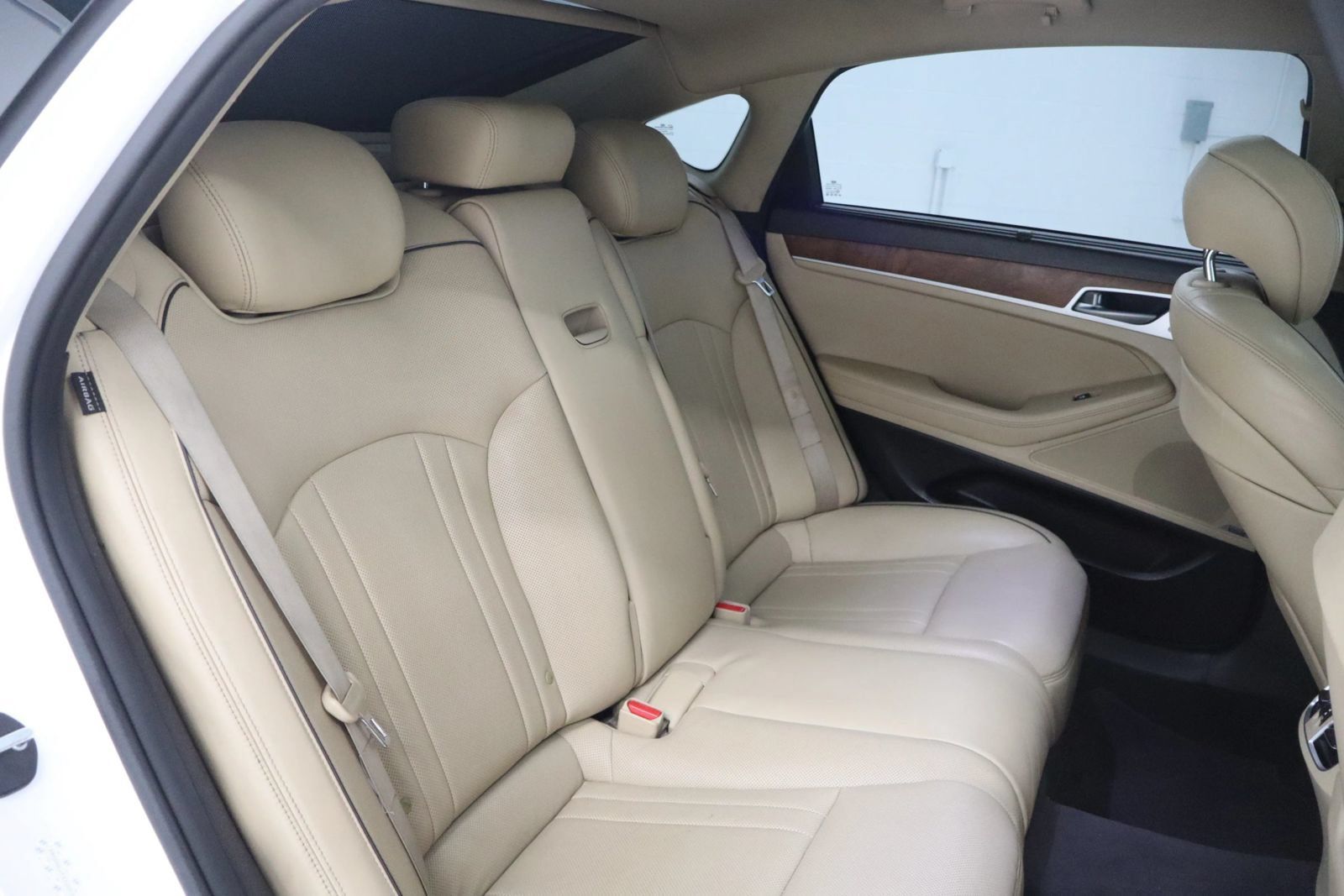 Used 2015 Hyundai Genesis 5.0 w/ Option Group 05 RWD image 20