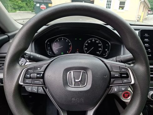 Used 2018 Honda Accord LX image 20