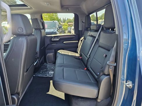 New 2026 GMC Sierra 3500 Denali w/ Denali Reserve Package AWD/4WD image 18