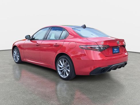 New 2025 Alfa Romeo Giulia AWD w/ Driving Assist Package image 7