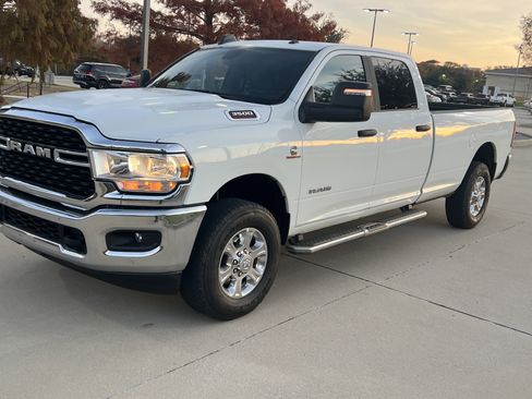 Used 2024 RAM 3500 Big Horn image 5