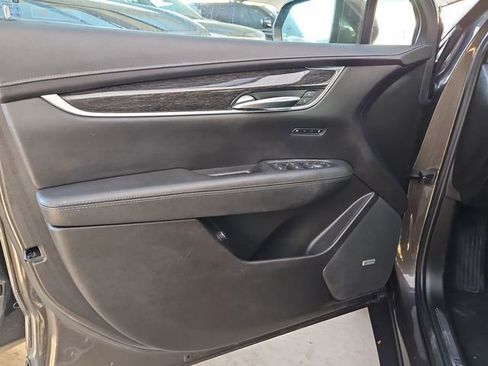 Used 2020 Cadillac XT5 Premium Luxury image 21