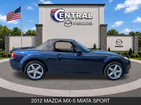 Used 2012 MAZDA MX-5 Miata Sport w/ Convenience Pkg RWD image 9
