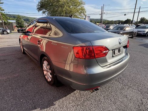 Used 2014 Volkswagen Jetta SE FWD image 5