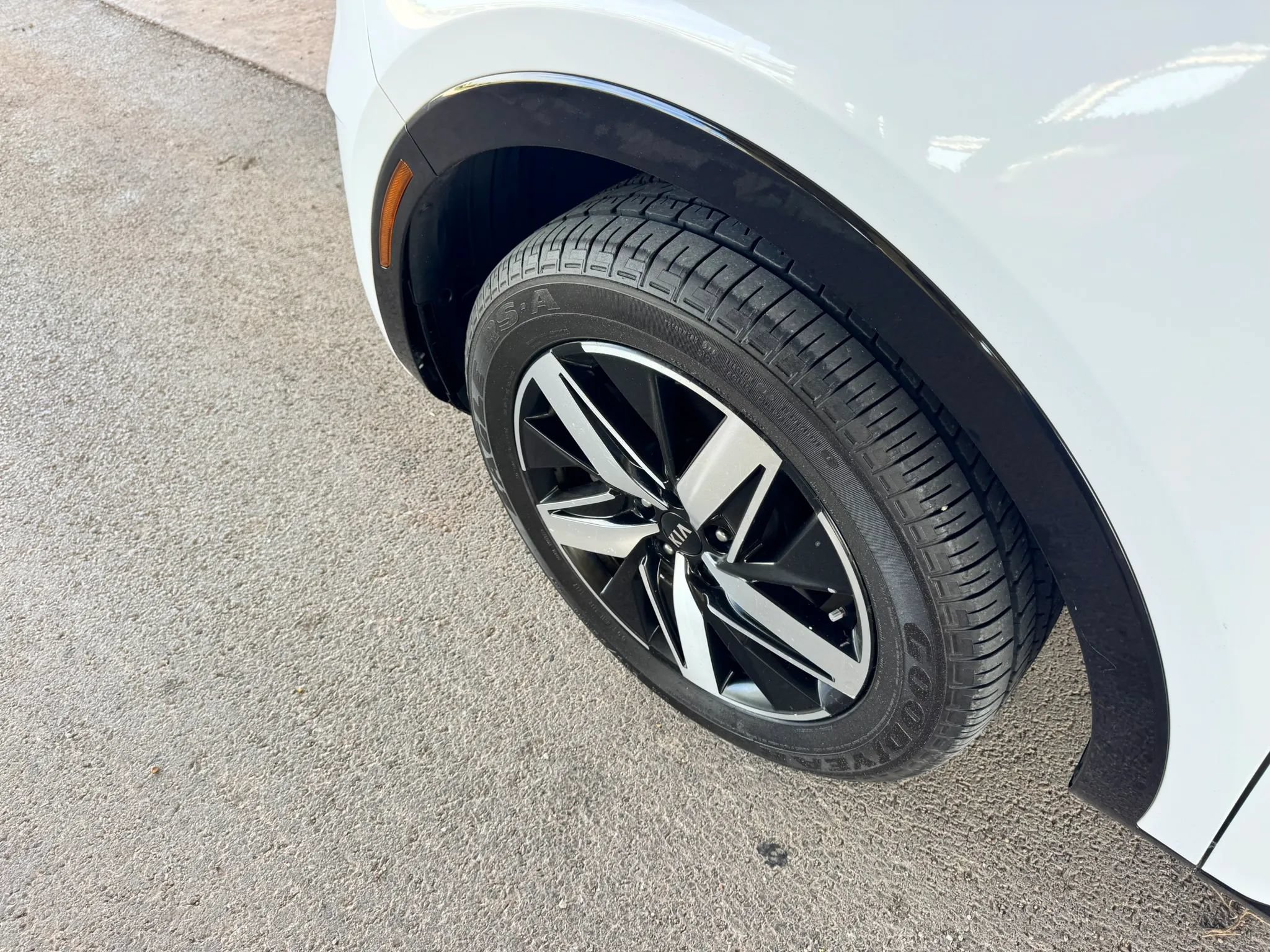 Used 2021 Kia Sorento EX w/ Panoramic Sunroof Package FWD image 34
